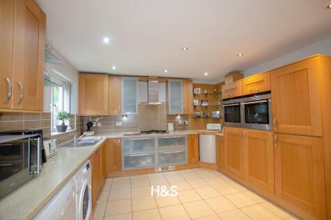 50 Woodshires Road - kitchen.jpg