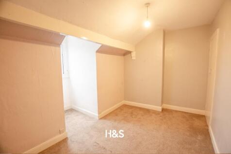kings terrace - bedroom 3.jpg