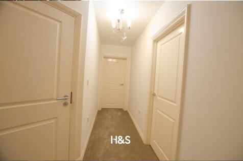 Hallway.jpg