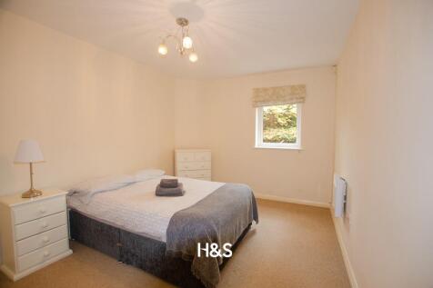 Bedroom 2.jpg