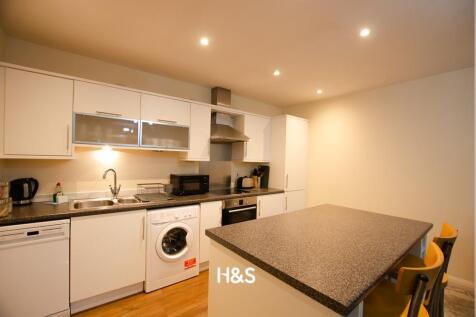 Kitchen 1.jpg