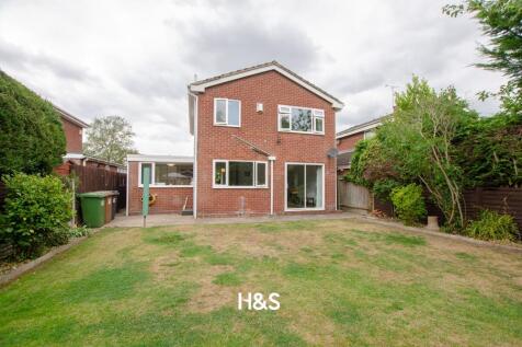 60 swanswell - rear.jpg