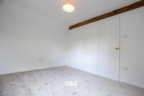 Horseshoe Cottage, Mill Lane Rowington, Warwick 4.