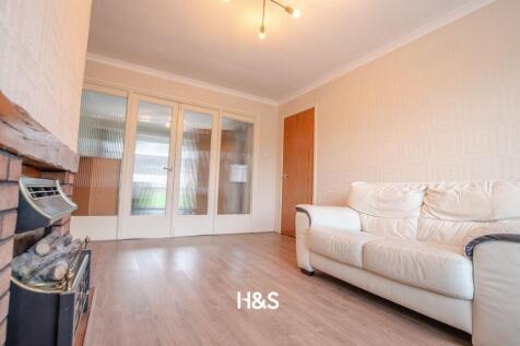 189 Priory Road - lounge..jpg