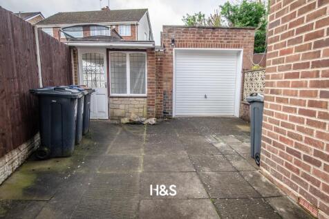 189 Priory Road - garage.jpg