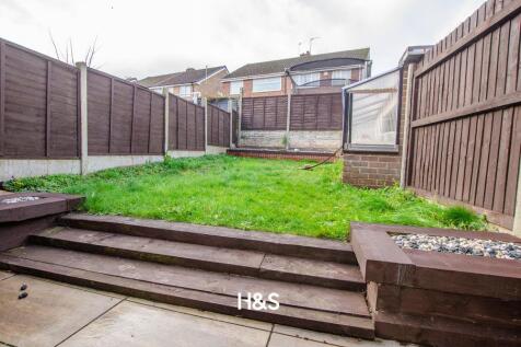 189 Priory Road - rear garden.jpg