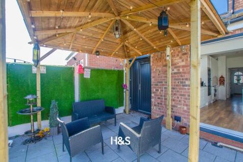 80 brandwood road - garden..jpg