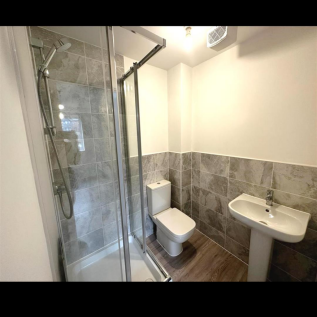 74 Newman Square shower.png