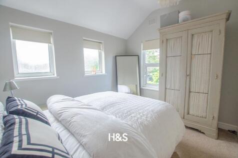 61 olton road - bedroom 2.jpg