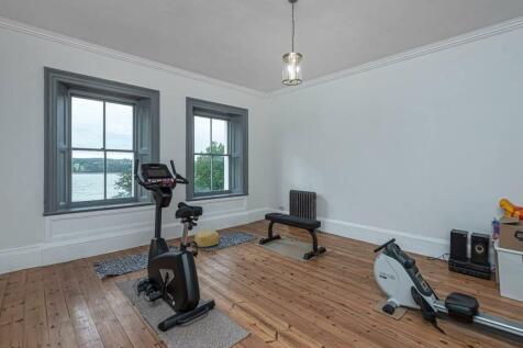 LLANFAIR-HALL-2ND-FLOOR-GYM-01.jpg