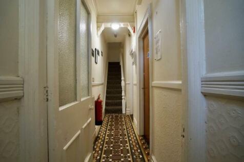 Hallway.jpg