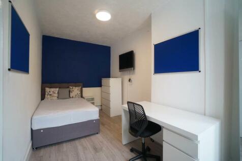Bedroom 2.JPG