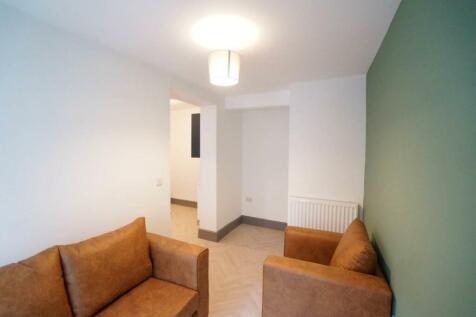 87FarrarRd_living1.2.JPG