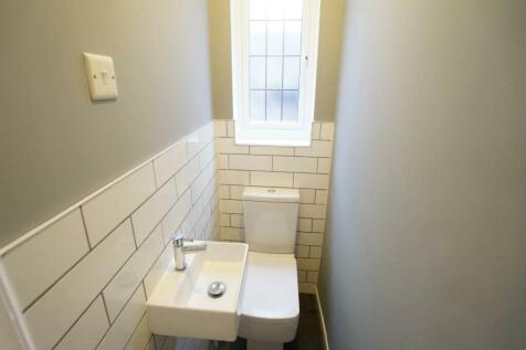 87FarrarRd_Bathroom3.1.JPG