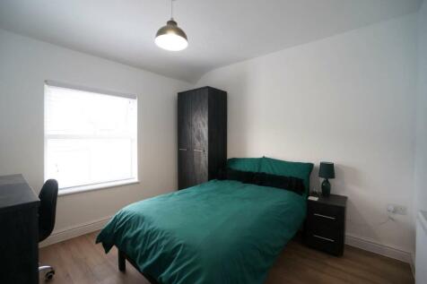 Bedroom 6.JPG