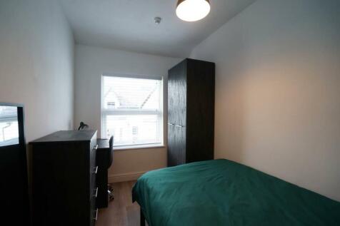 Bedroom 5.JPG