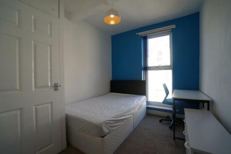 Bed 5.1.JPG
