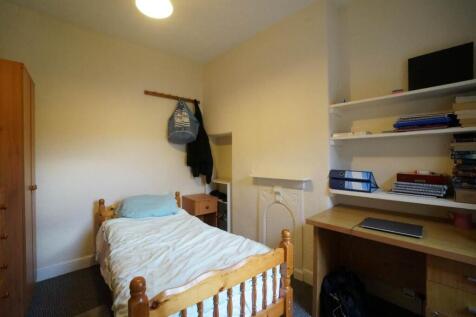 Bedroom 2.JPG