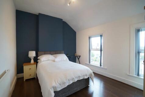 Bedroom 4.JPG