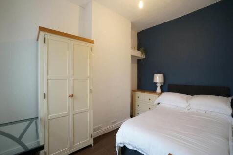 Bedroom 3.JPG