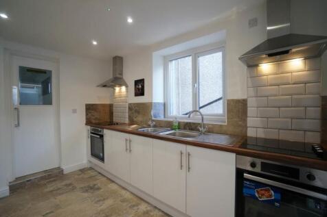 Kitchen 1.JPG