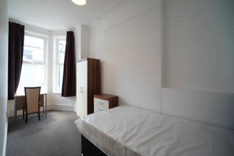 Bedroom 3 (1).JPG