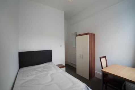 Bedroom 4.JPG
