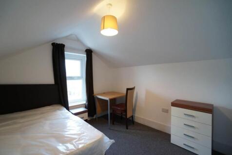 Bedroom 5.JPG