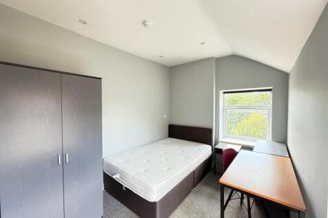 Bedroom 8.JPG