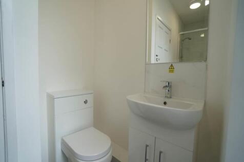 22CollegeRd_Bathroom4.1.JPG