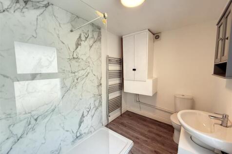 Shower Room 2