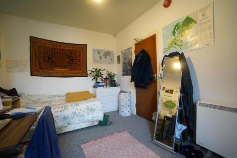 Bedroom 2.3.JPG