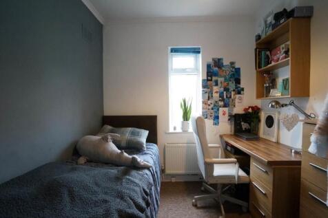 Bedroom 4.JPG