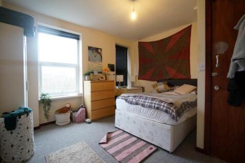 Bedroom 2.JPG