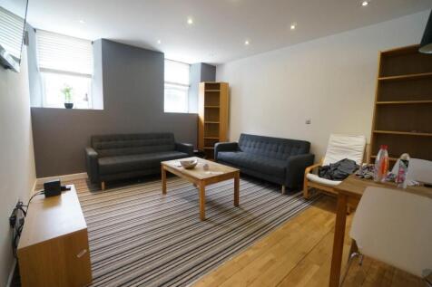 Flat1SeionChapel_Living1.JPG