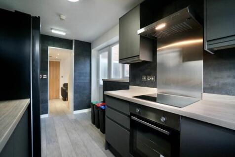 Kitchen 1.jpg