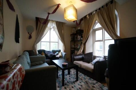 Living room 1.3.JPG