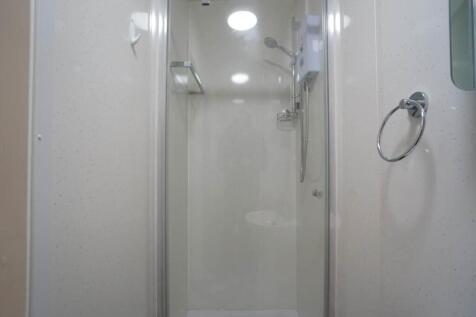 Shower 1.JPG
