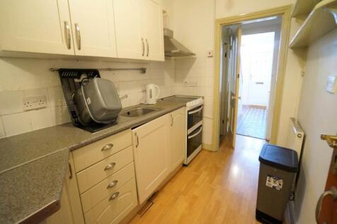 1Penllys_kitchen.JPG