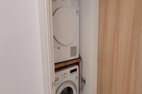 50(a)HolyheadRoadFlat_Utility.jpg