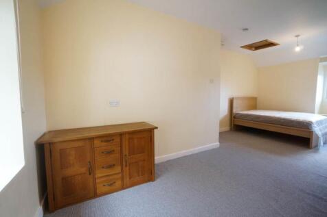 370HighStreet_B2.3.JPG