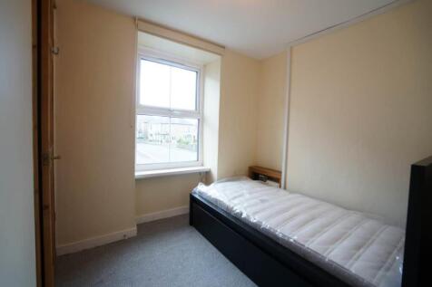 370HighStreet_B1.1.JPG