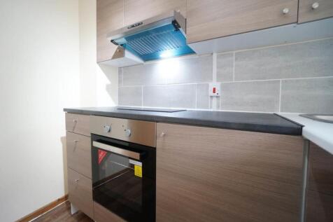 370HighStreet_Kitchen1.1.JPG