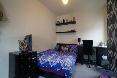 Bedroom 2.1.JPG
