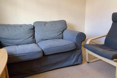 Lounge 1.jpeg