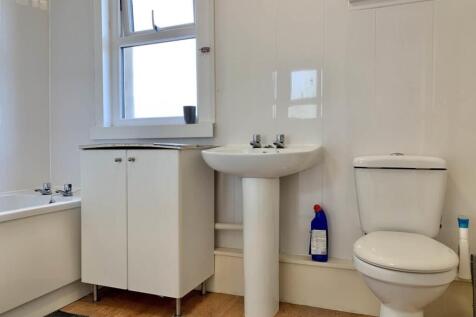 Bathroom(1).jpeg