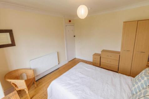 3 St James Drive Bedroom 2 (2).jpg