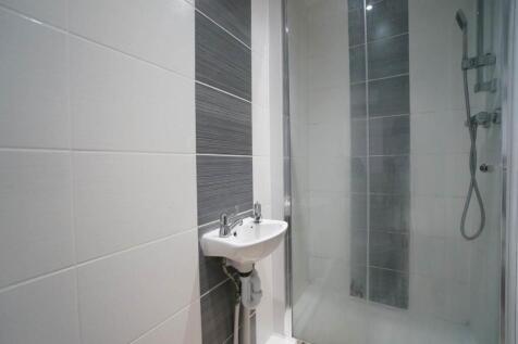 bathroom 1.JPG