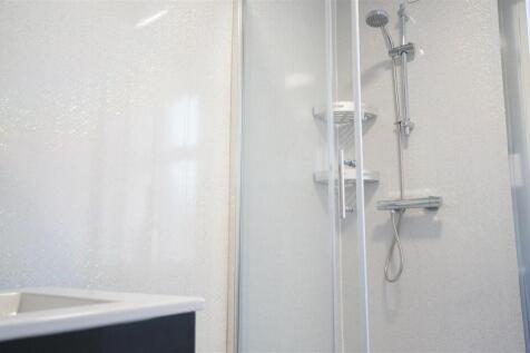 shower room.JPG