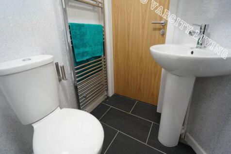 17 College Road (14).JPG